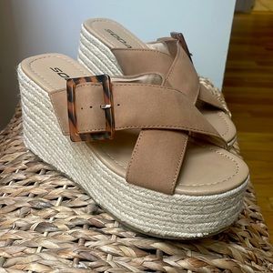 Soda Sandal Slides 7.5 Women’s Wedge